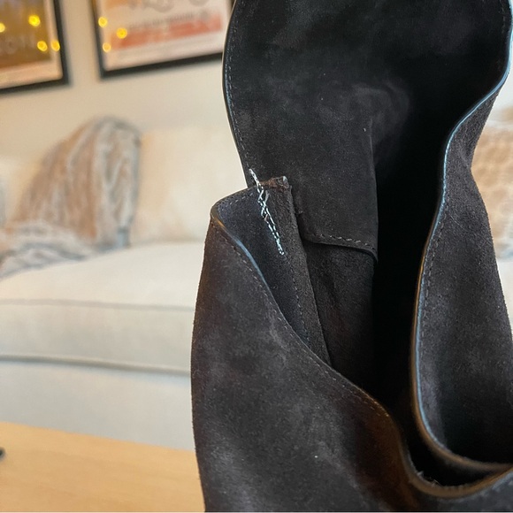 Reformation Medium Vittoria Tote Bag - Picture 6 of 16